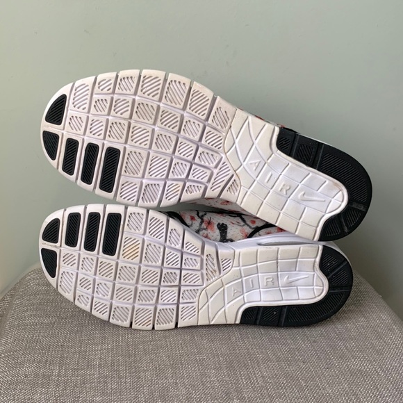 SOLD‼️Nike SB ‘Cherry Blossom’ - Picture 9 of 12